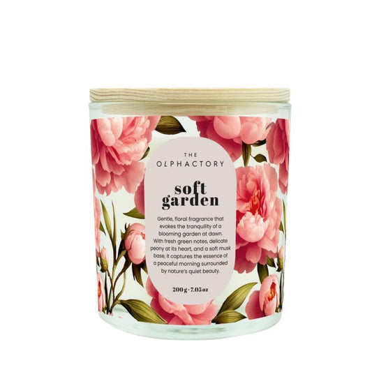 Soft Garden Herbal scented candle with lid 200gr - The Olphactory